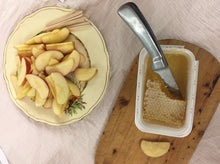 Load image into Gallery viewer, Bela&#39;s Bees Raw Honey-in-the-Comb
